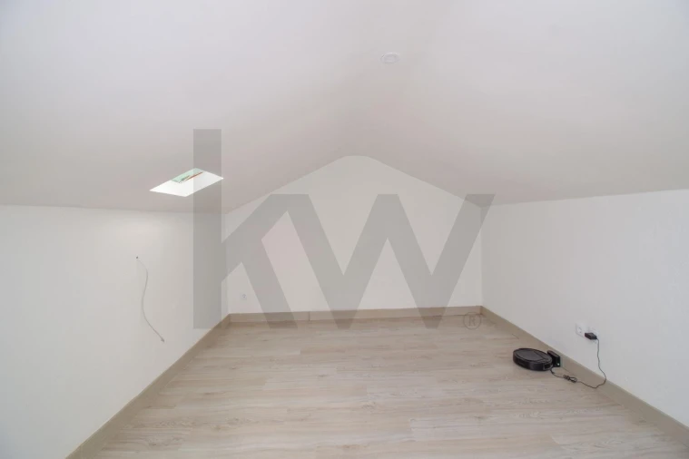 Moradia T6 para Venda em São Domingos de Rana Foto 54