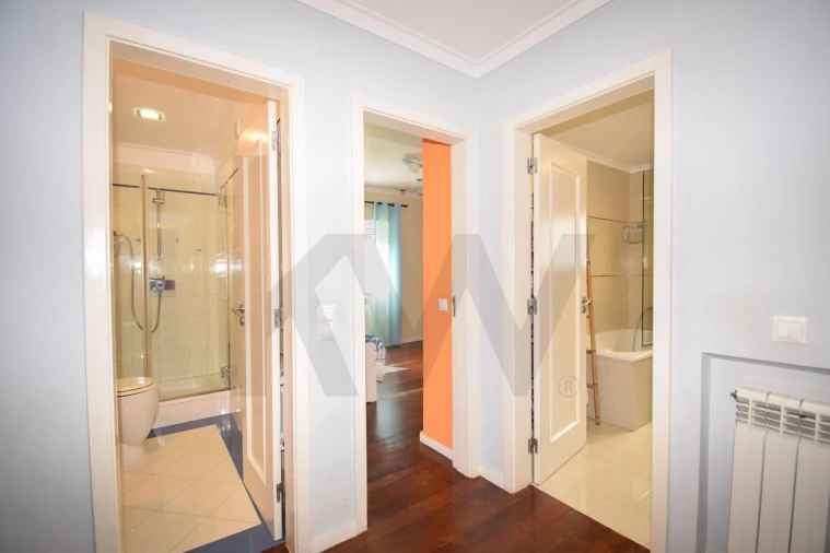 Moradia T6 para Venda em São Domingos de Rana Foto 14