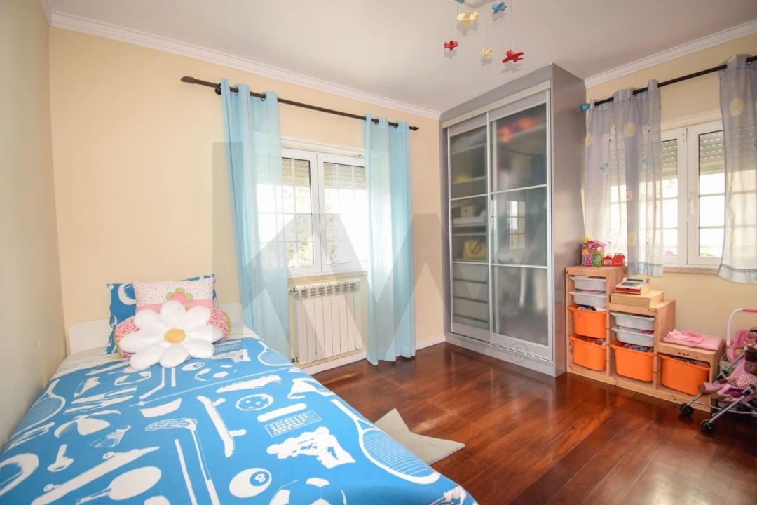 Moradia T6 para Venda em São Domingos de Rana Foto 20