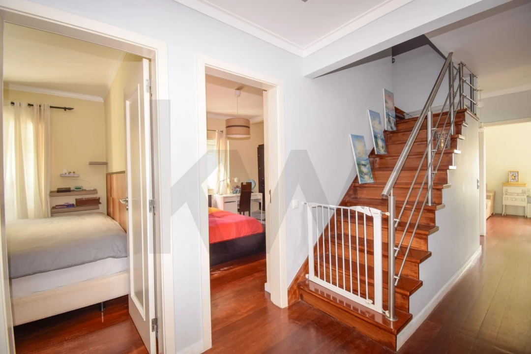 Moradia T6 para Venda em São Domingos de Rana Foto 24