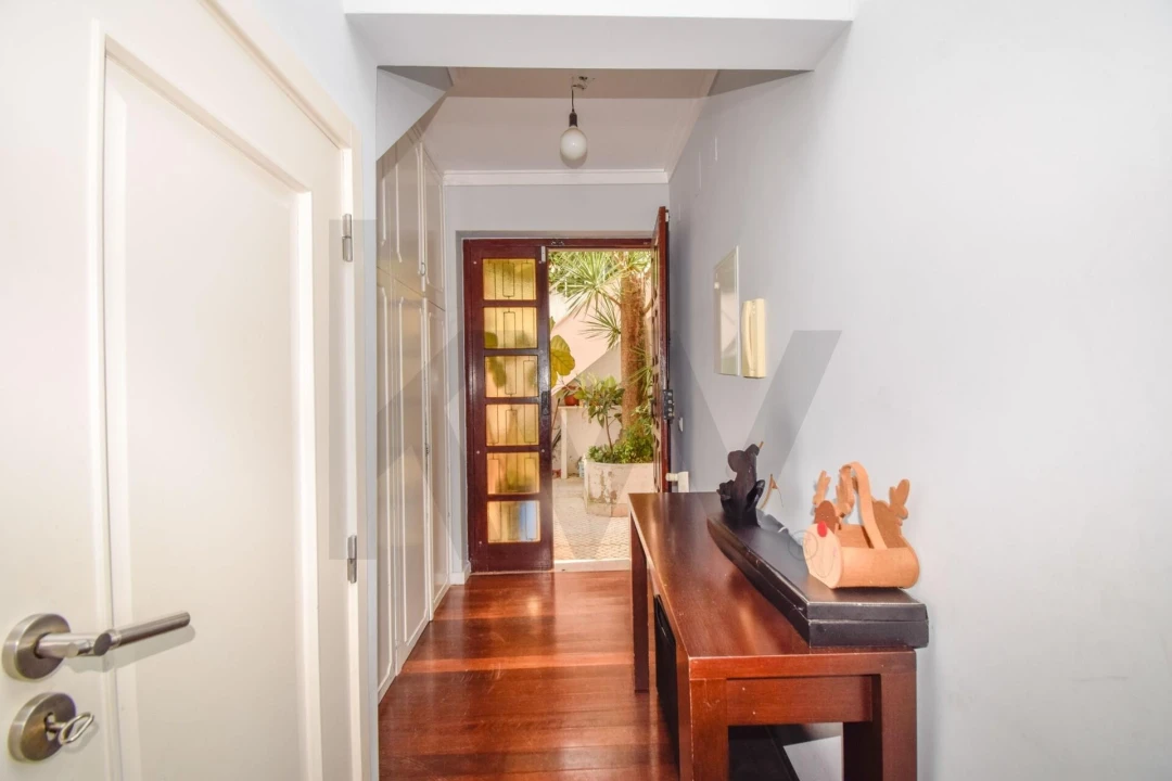 Moradia T6 para Venda em São Domingos de Rana Foto 25