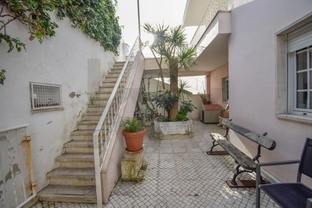 Moradia T6 para Venda em São Domingos de Rana Foto 4