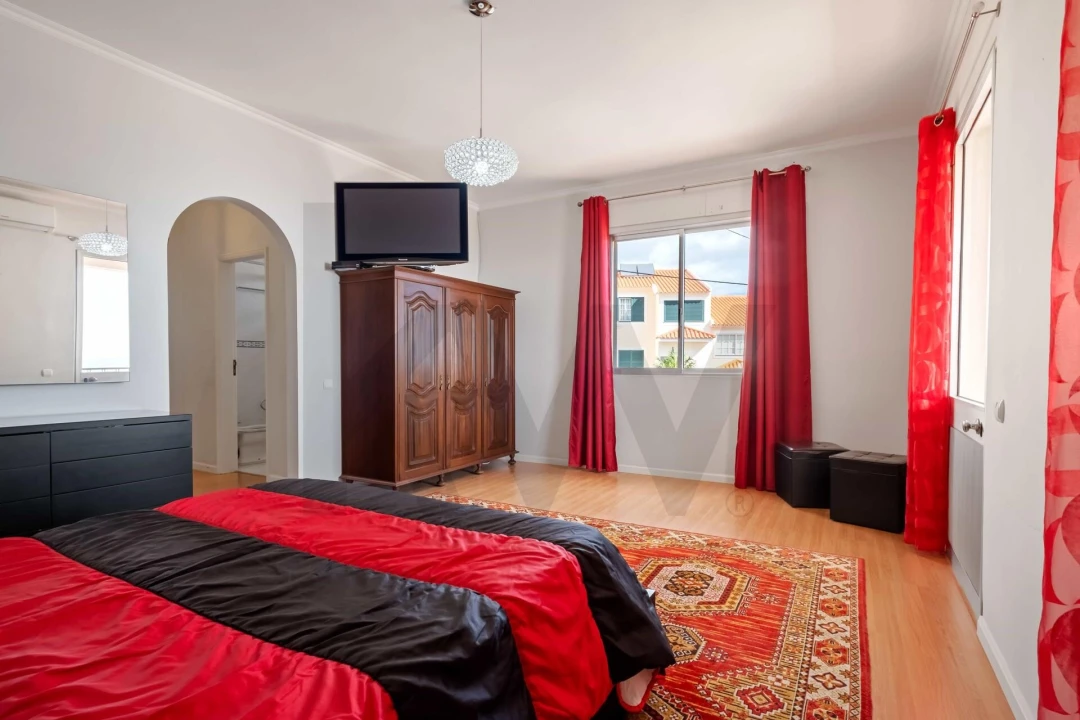 Moradia T4 para Venda em Camara de Lobos Foto 31