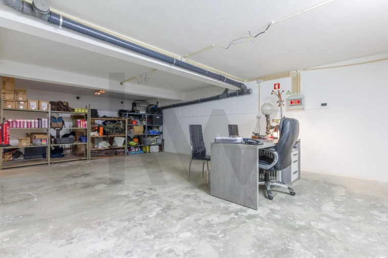 Loja para Venda em Quinta do Conde Foto 17