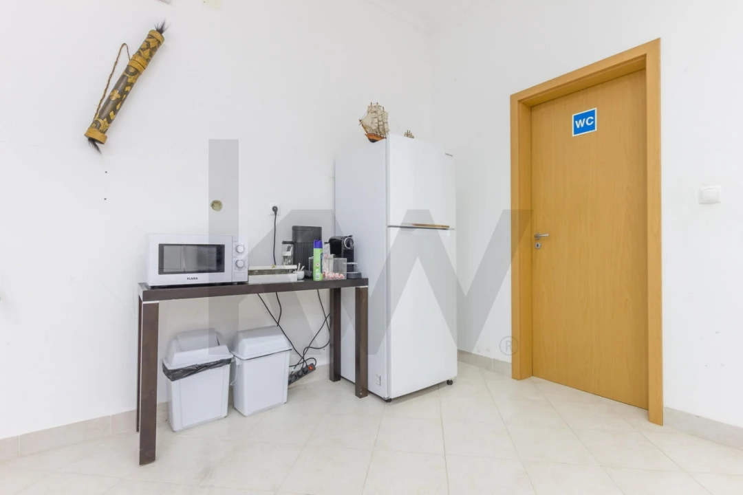 Loja para Venda em Quinta do Conde Foto 7