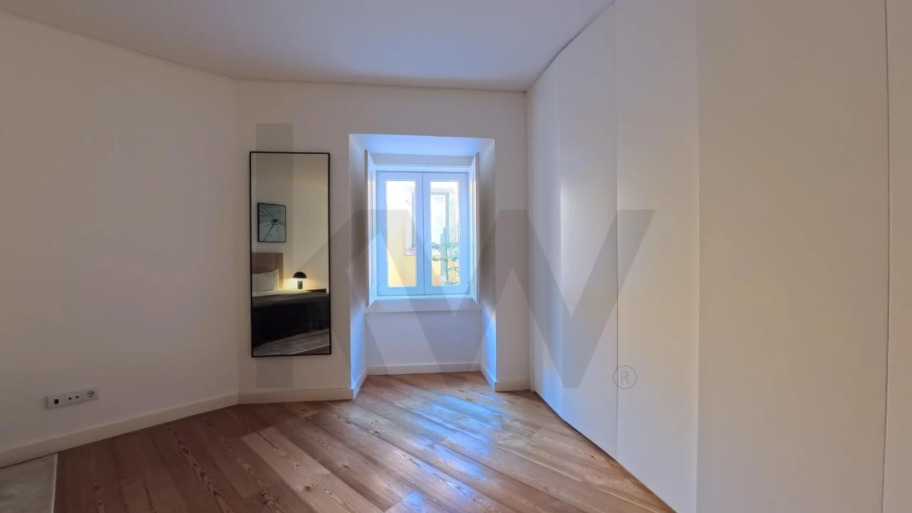Apartamento T1 para Venda em Santa Maria Maior Foto 19