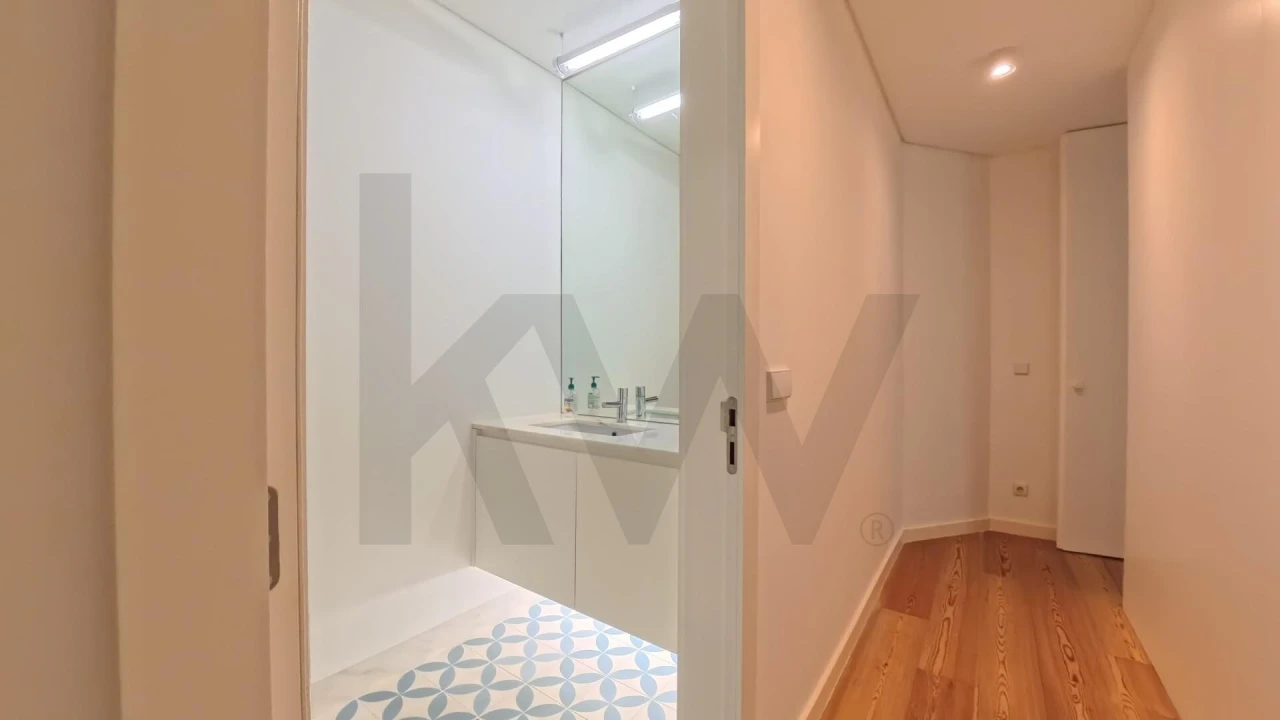Apartamento T1 para Venda em Santa Maria Maior Foto 16