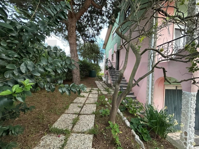 Moradia T4 para Venda em Charneca de Caparica e Sobreda Foto 47