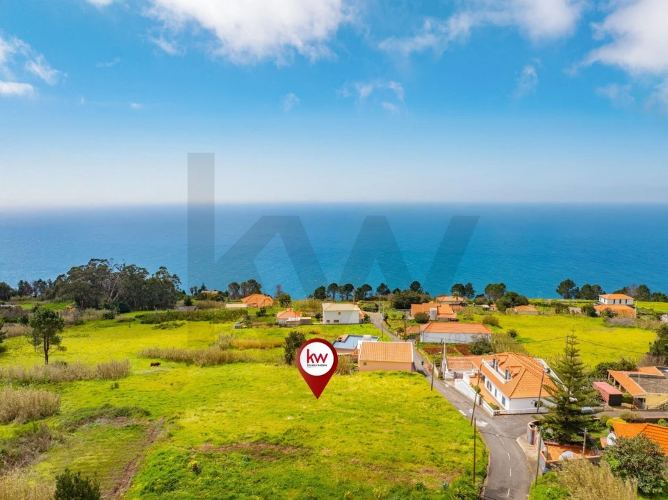 Terreno para Venda em Prazeres Foto 1