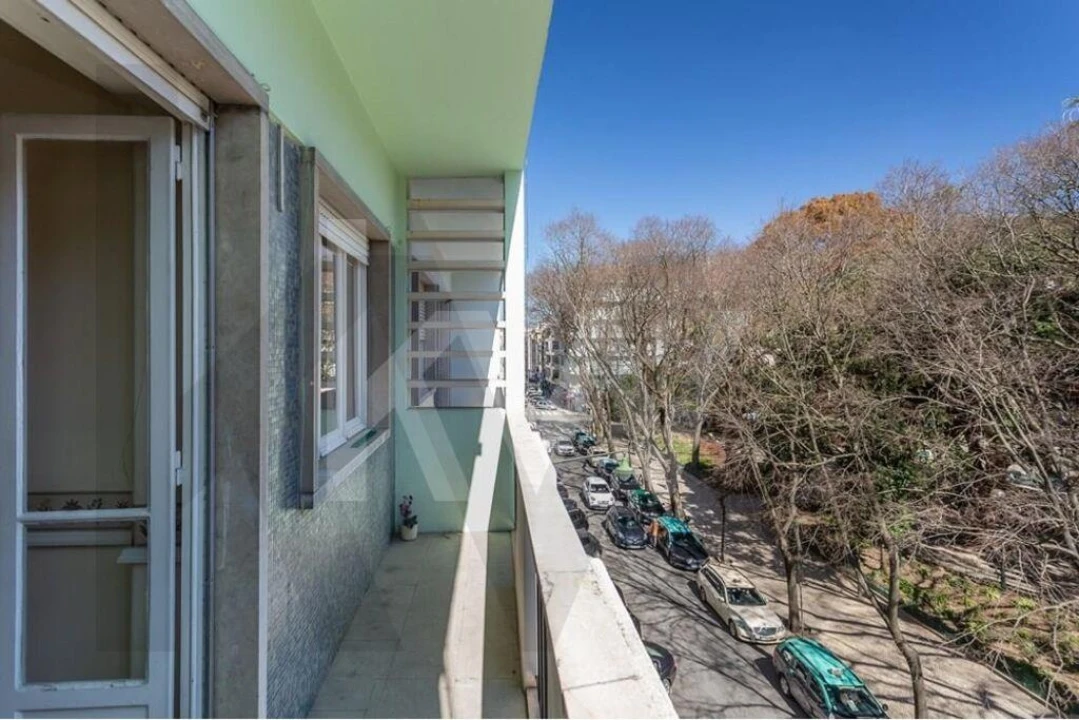 Apartamento T2 para Arrendamento em Campo de Ourique Foto 30