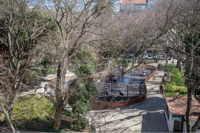 Apartamento T2 para Arrendamento em Campo de Ourique Foto 31