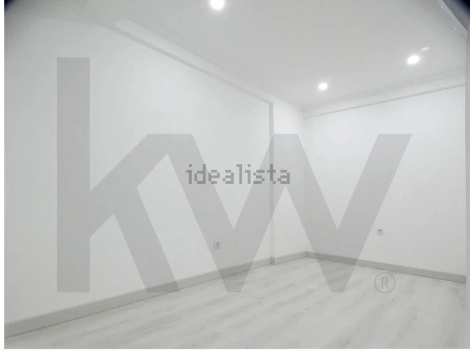 Loja para Venda em Corroios Foto 8