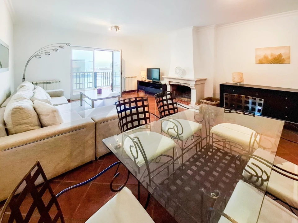 Apartamento T1 para Arrendamento em Ericeira Foto 2