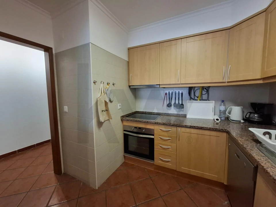 Apartamento T1 para Arrendamento em Ericeira Foto 3