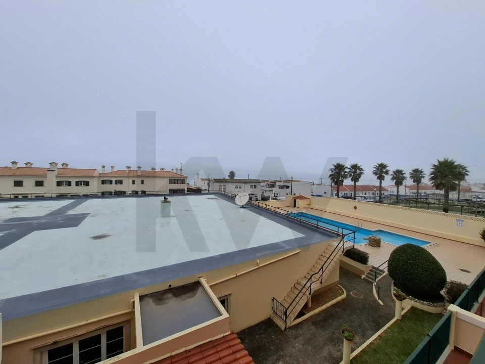 Apartamento T1 para Arrendamento em Ericeira Foto 16