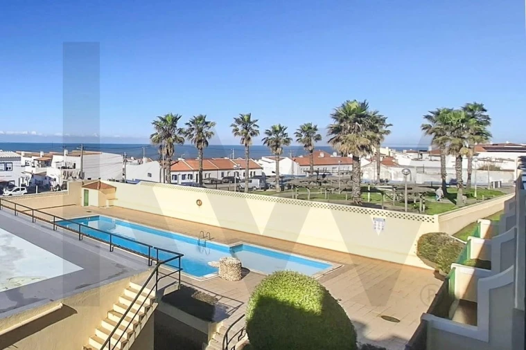 Apartamento T1 para Arrendamento em Ericeira Foto 15