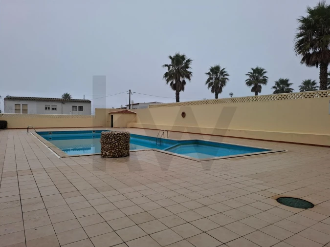 Apartamento T1 para Arrendamento em Ericeira Foto 12