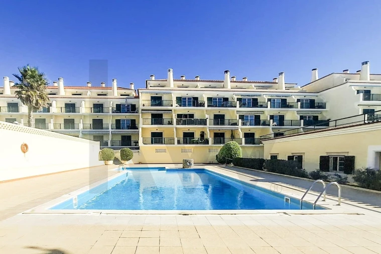 Apartamento T1 para Arrendamento em Ericeira Foto 11