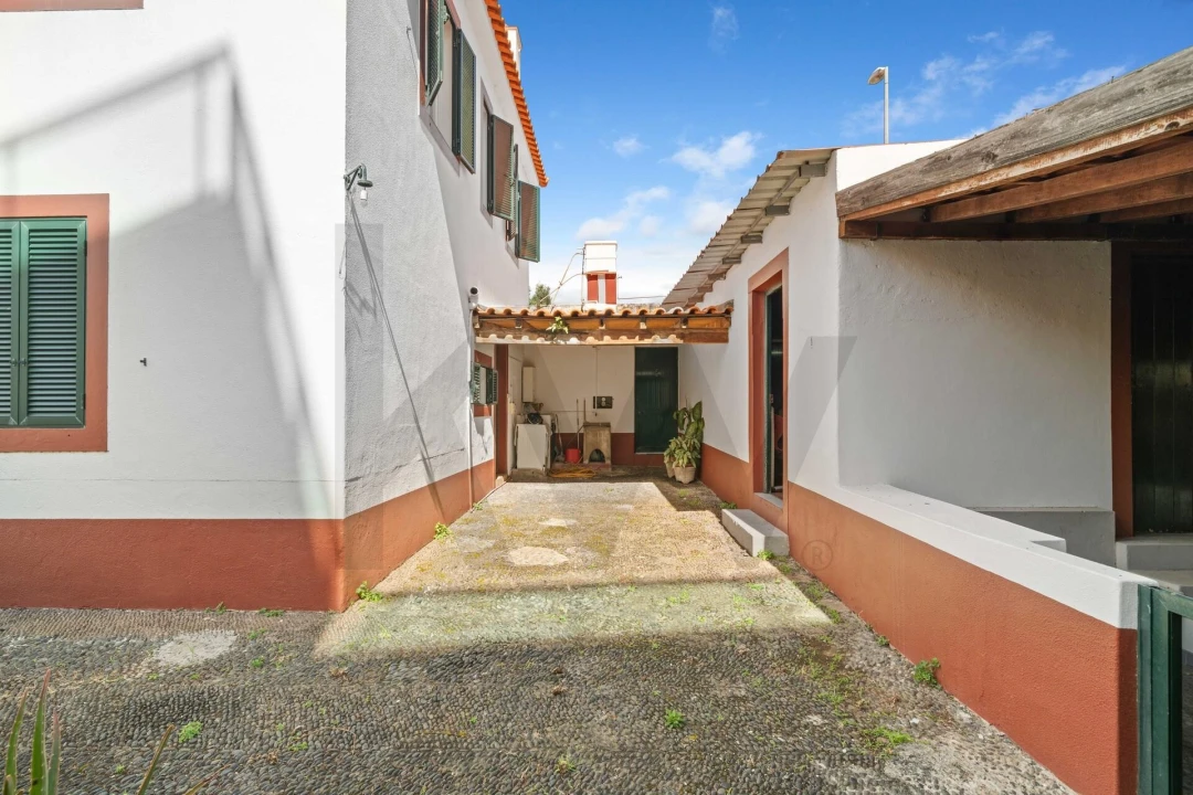 Moradia T5 para Venda em Machico Foto 9