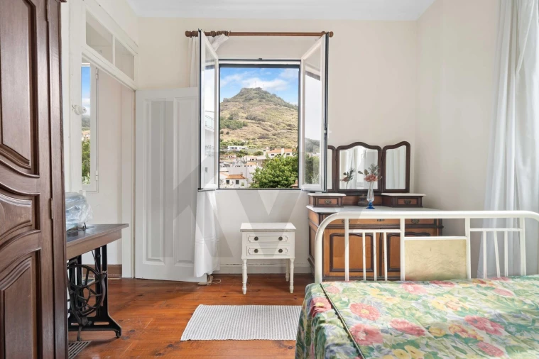 Moradia T5 para Venda em Machico Foto 38