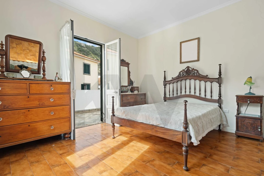 Moradia T5 para Venda em Machico Foto 40