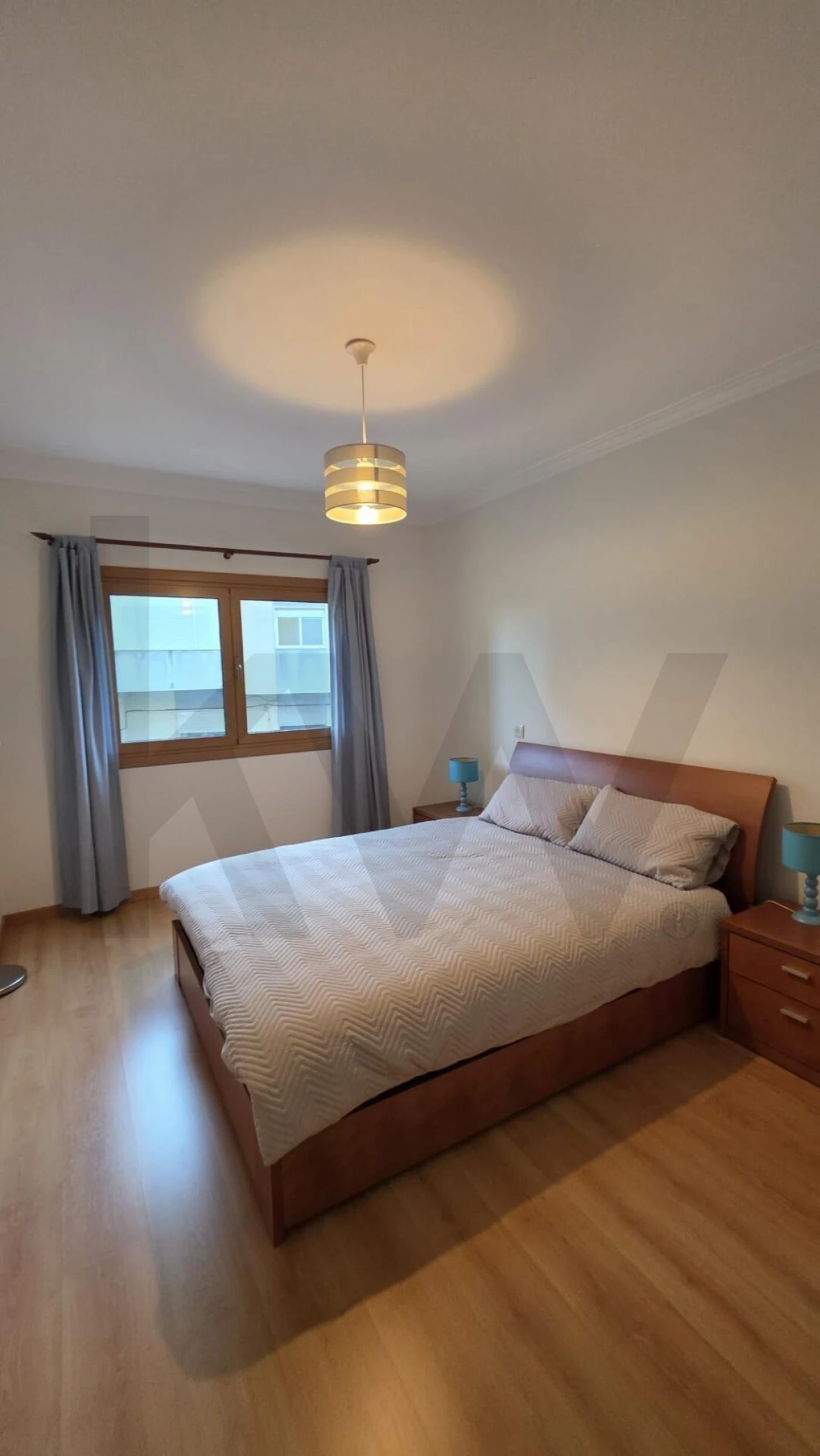 Apartamento T1 para Arrendamento em Ramada e Caneças Foto 6