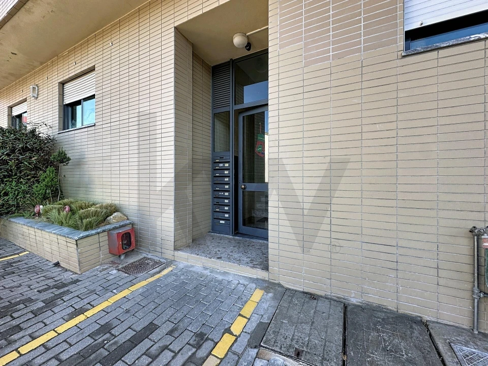 Apartamento T2 para Venda em São João de Ver Foto 5