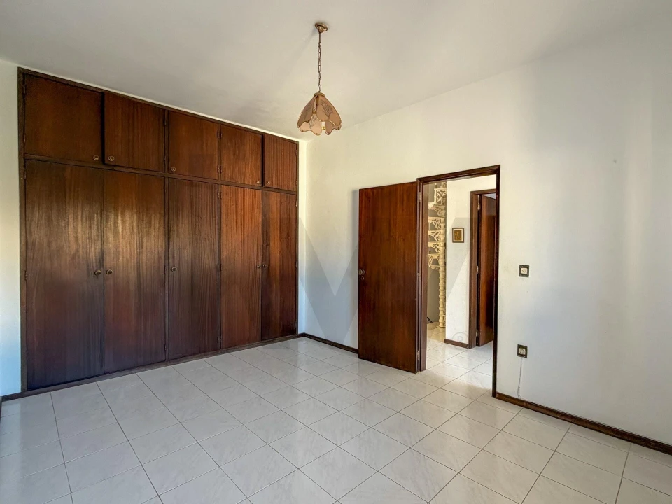 Moradia T3 para Venda em Pechão Foto 26