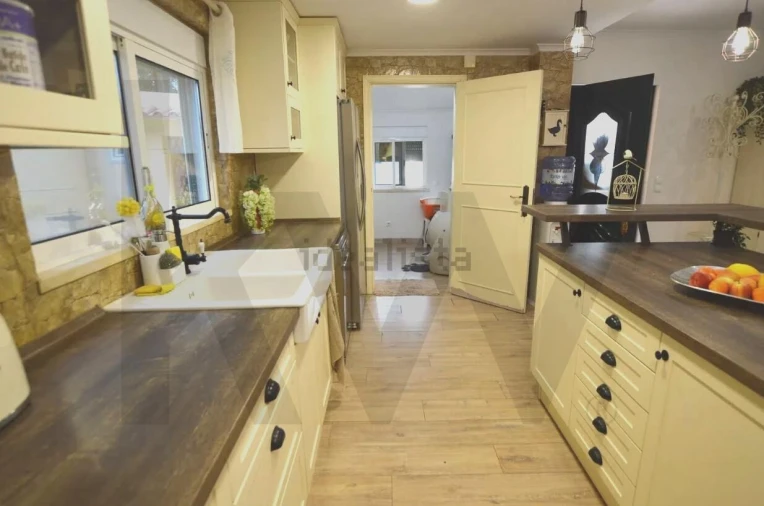 Moradia T3 para Venda em Santa Maria e São Miguel, São Martinho, São Pedro Penaferrim Foto 5