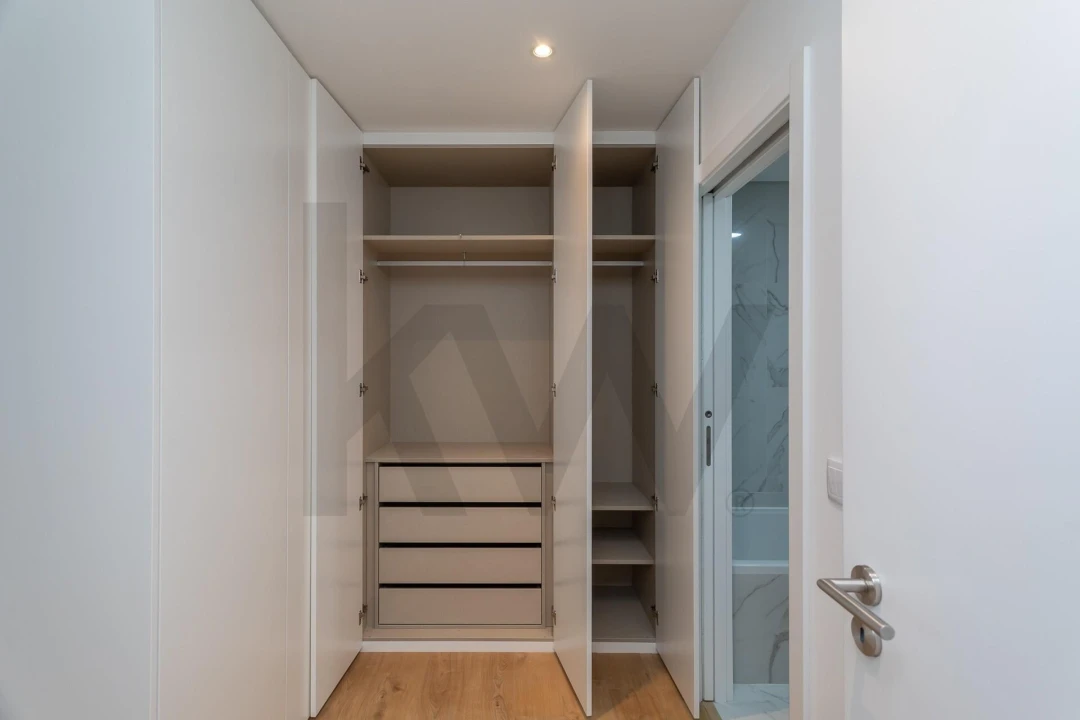 Apartamento T2 para Venda em Venteira Foto 18