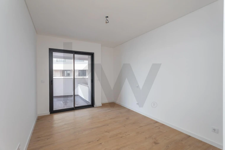 Apartamento T2 para Venda em Venteira Foto 16