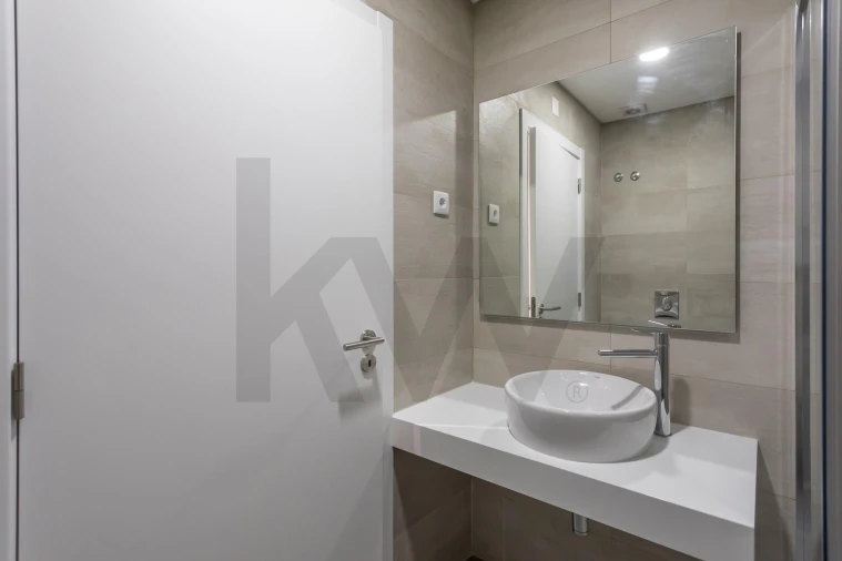 Apartamento T2 para Venda em Venteira Foto 14