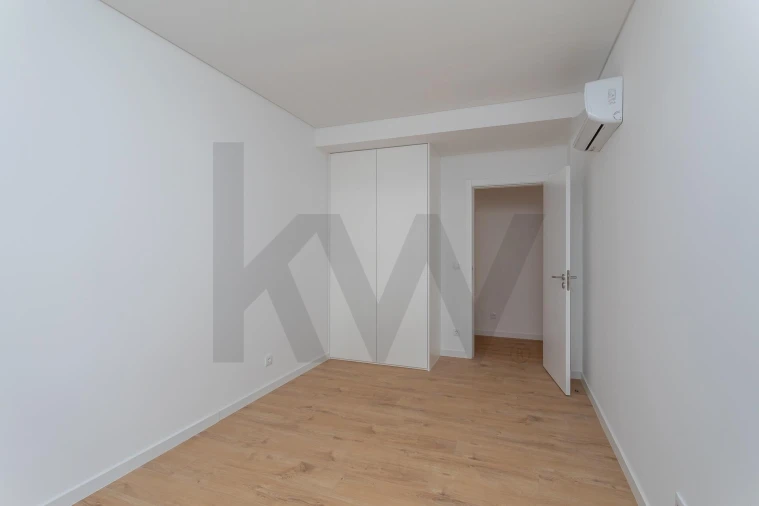 Apartamento T2 para Venda em Venteira Foto 11