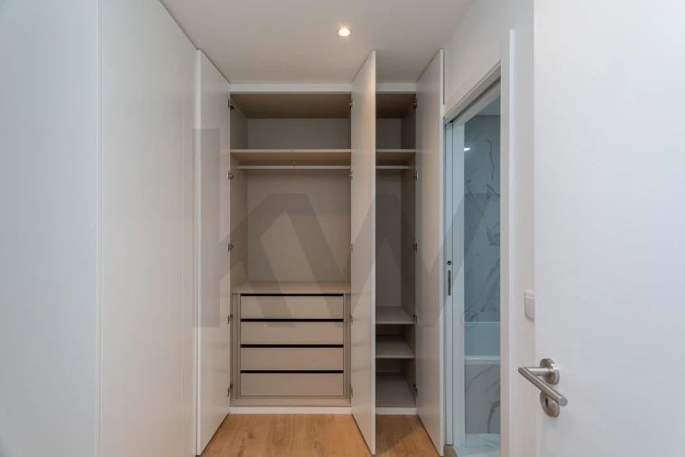 Apartamento T2 para Venda em Venteira Foto 18