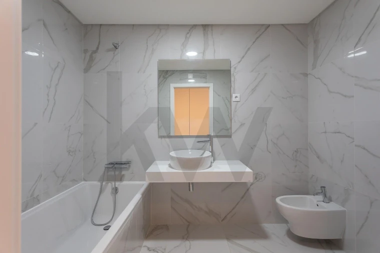 Apartamento T2 para Venda em Venteira Foto 19