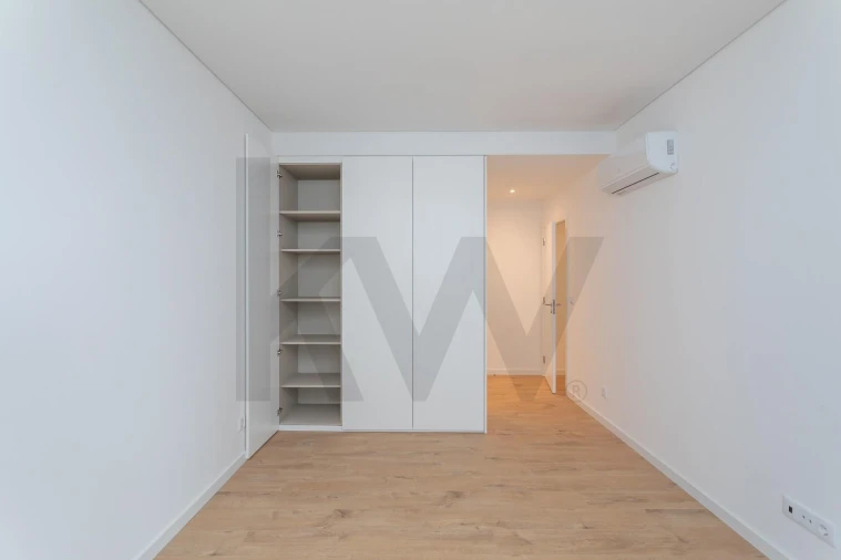 Apartamento T2 para Venda em Venteira Foto 17