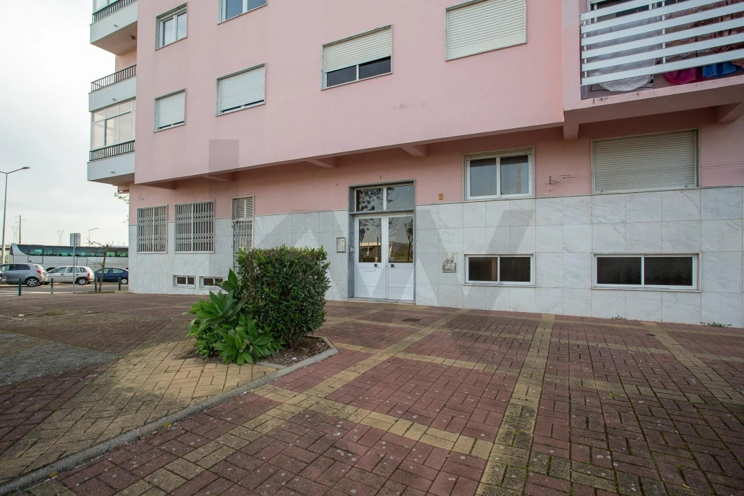 Apartamento T2 para Arrendamento em Cacém e São Marcos Foto 16