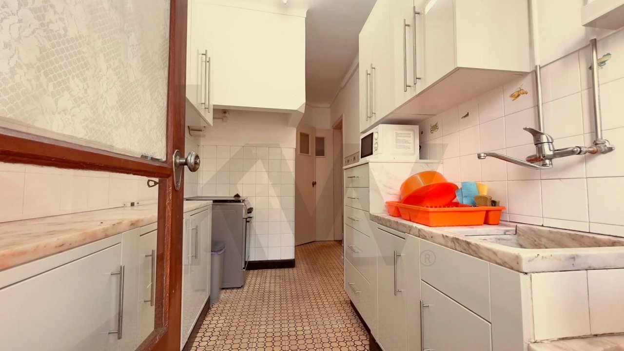 Apartamento T2 para Venda em Santo Antonio dos Olivais Foto 2