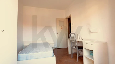 Apartamento T2 para Venda em Santo Antonio dos Olivais