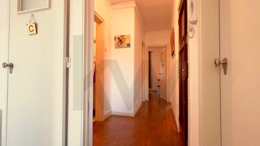 Apartamento T2 para Venda em Santo Antonio dos Olivais Foto 6