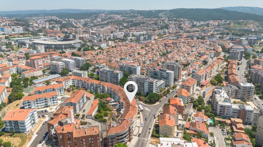 Apartamento T2 para Venda em Santo Antonio dos Olivais Foto 24