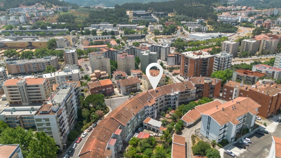 Apartamento T2 para Venda em Santo Antonio dos Olivais Foto 19