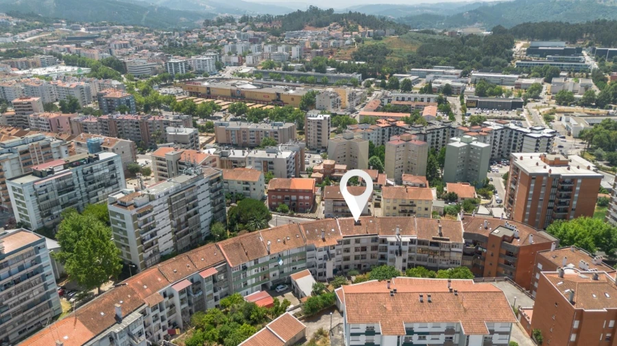 Apartamento T2 para Venda em Santo Antonio dos Olivais Foto 20