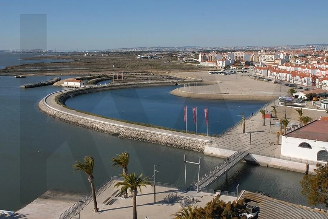 Loja para Arrendamento em Montijo e Afonsoeiro Foto 1