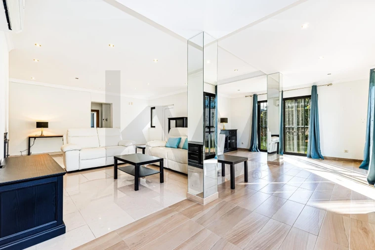 Moradia T3 para Arrendamento em Guia Foto 5