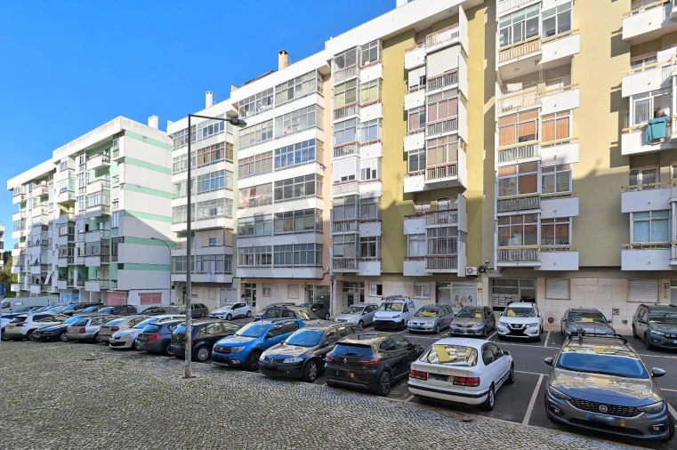 Apartamento T2 para Arrendamento em Oeiras e São Julião da Barra, Paço de Arcos e Caxias Foto 17