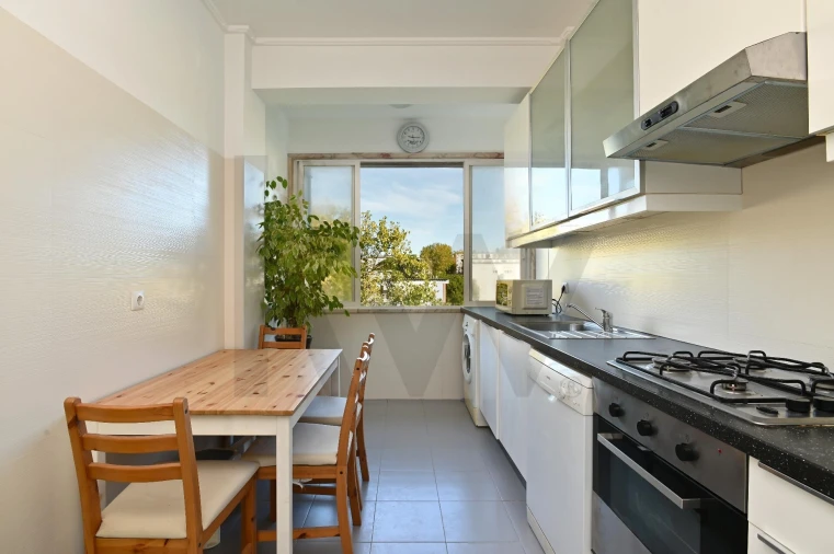 Apartamento T2 para Arrendamento em Oeiras e São Julião da Barra, Paço de Arcos e Caxias Foto 7