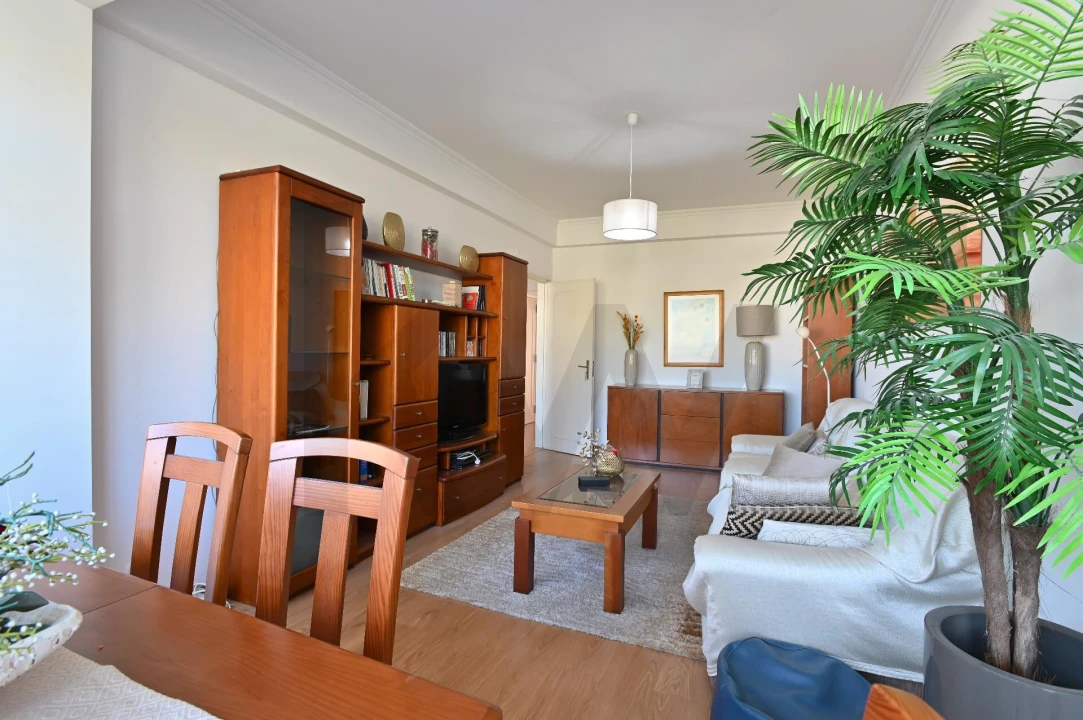 Apartamento T2 para Arrendamento em Oeiras e São Julião da Barra, Paço de Arcos e Caxias Foto 1