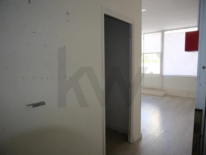 Loja para Venda em Portimão Foto 12