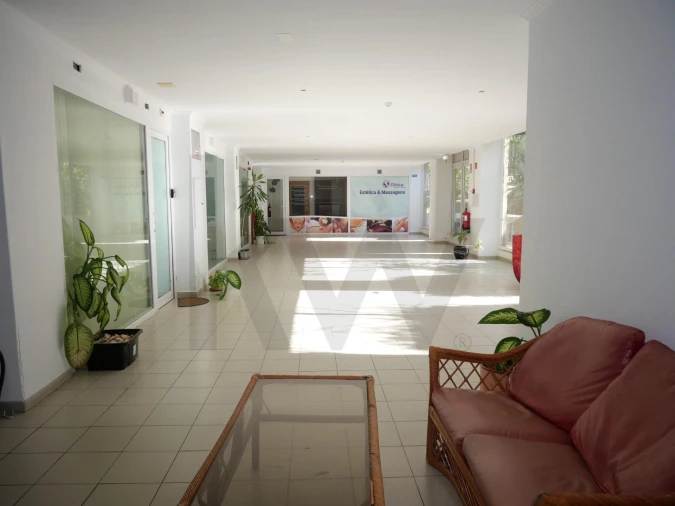 Loja para Venda em Portimão Foto 15